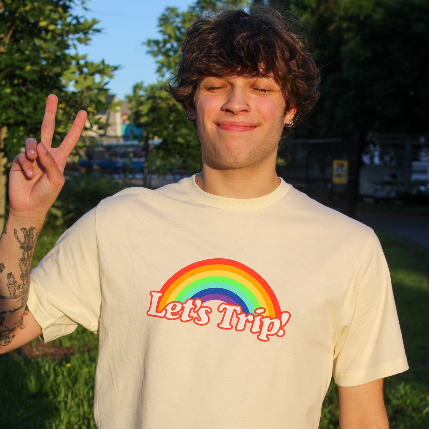 LETS TRIP RAINBOW T SHIRT (CREAM)