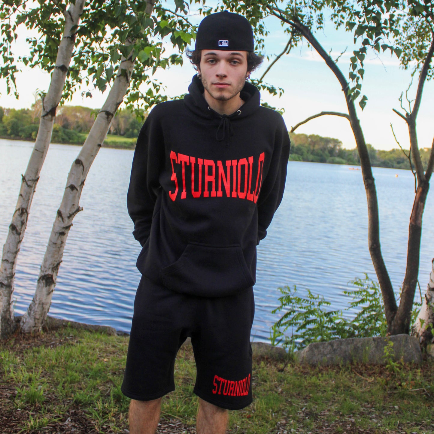 LETS TRIP ARCH SHORTS (BLACK)